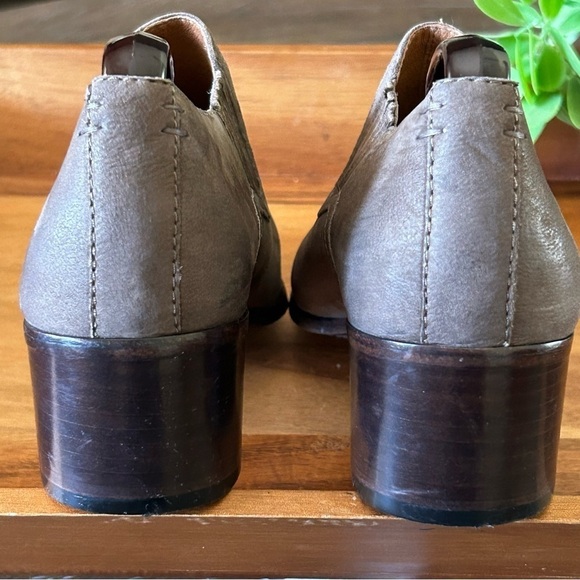 FRYE Eleanor Western Shootie Gray Oiled Leather Boots / Ankle Booties | … - Picture 7 of 12